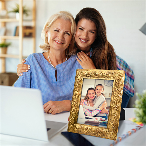 Gold Frames - Well-Made & Sturdy Picture Frames